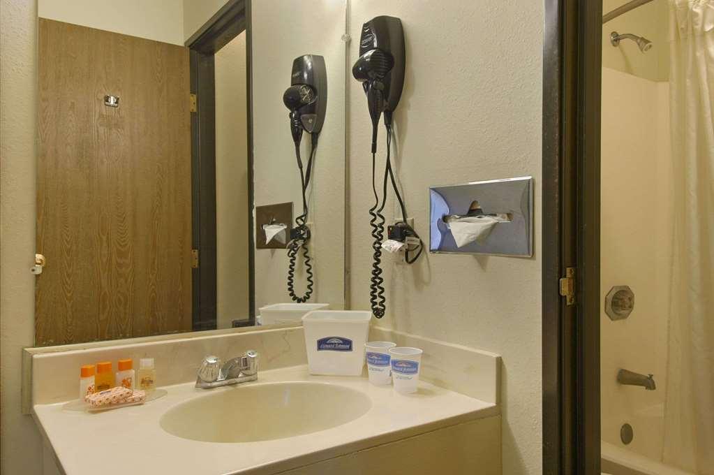Howard Johnson By Wyndham Near Schlitterbahn New Braunfels Zewnętrze zdjęcie