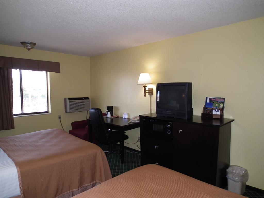 Howard Johnson By Wyndham Near Schlitterbahn New Braunfels Zewnętrze zdjęcie