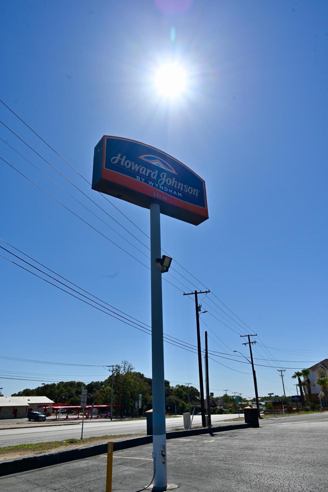 Howard Johnson By Wyndham Near Schlitterbahn New Braunfels Zewnętrze zdjęcie
