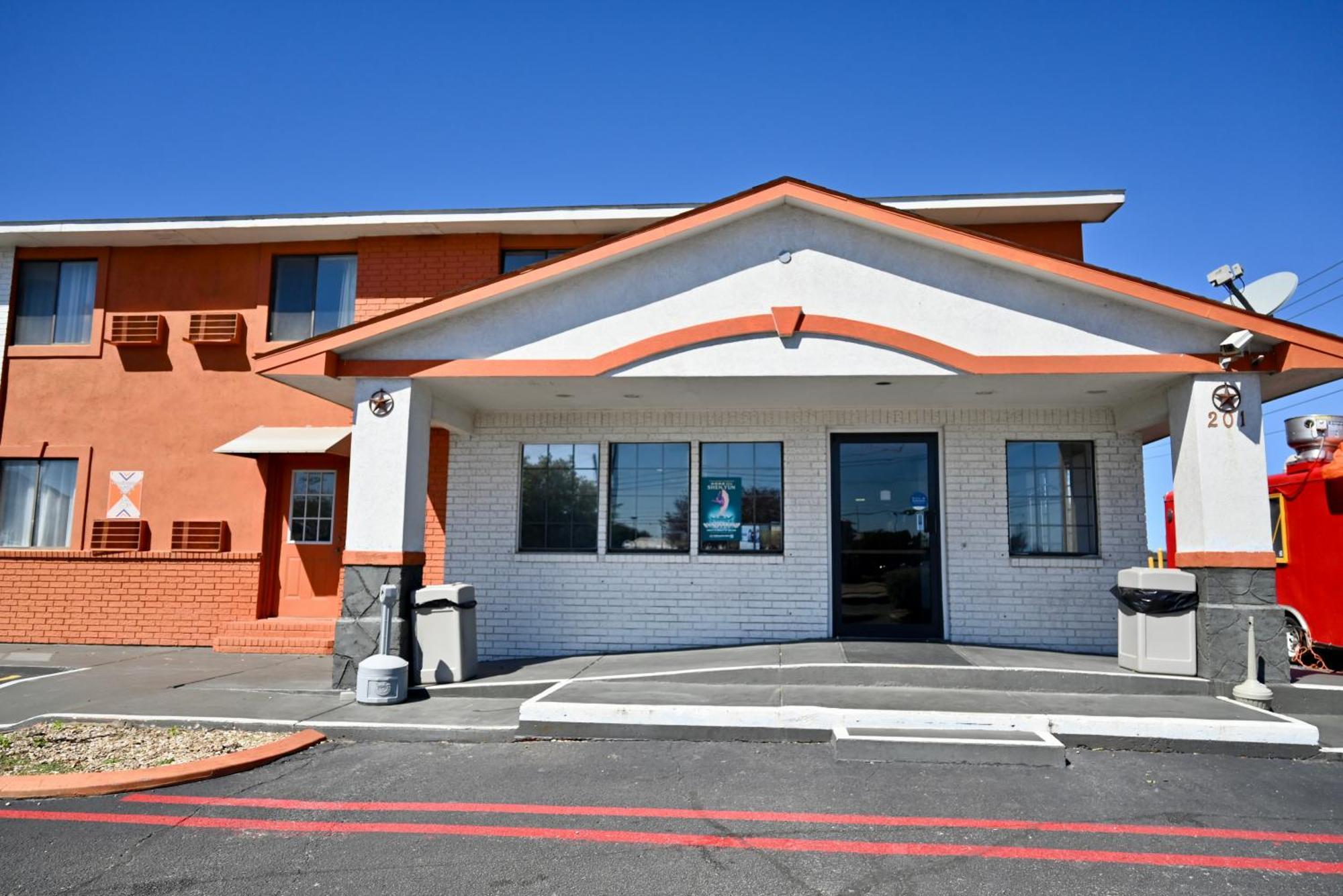 Howard Johnson By Wyndham Near Schlitterbahn New Braunfels Zewnętrze zdjęcie